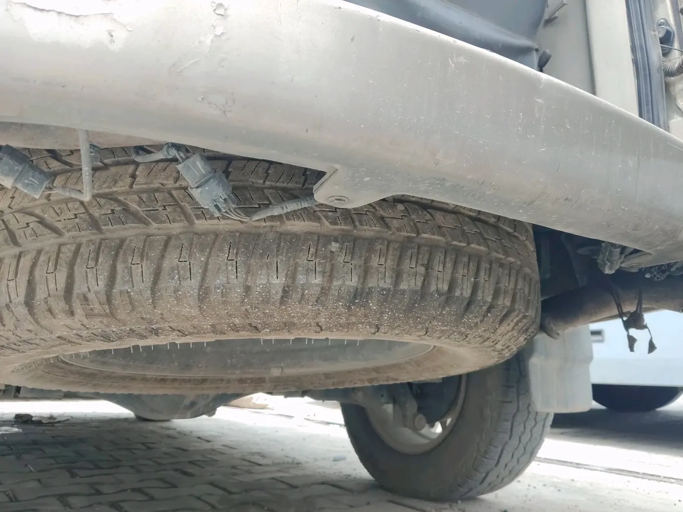 2014 Mahindra Scorpio S10, Diesel, Manual, 1,40,462 km, tyre