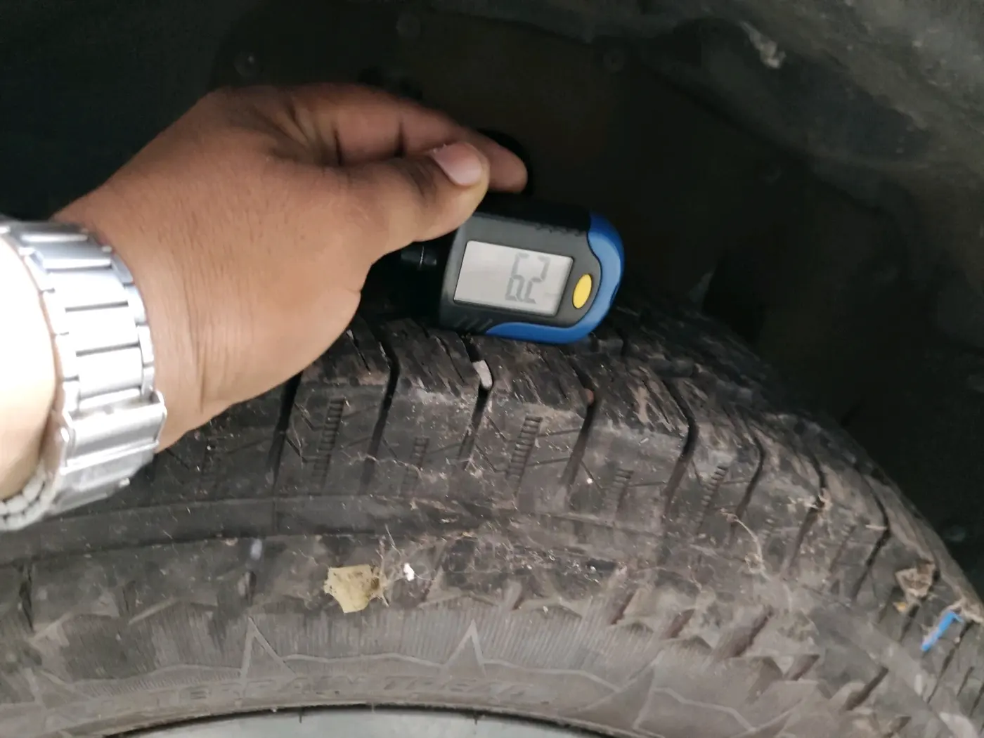 2022 Mahindra Thar LX  P 4WD AT CONVERTIBLE, Petrol, Automatic, 21,141 km, tyre