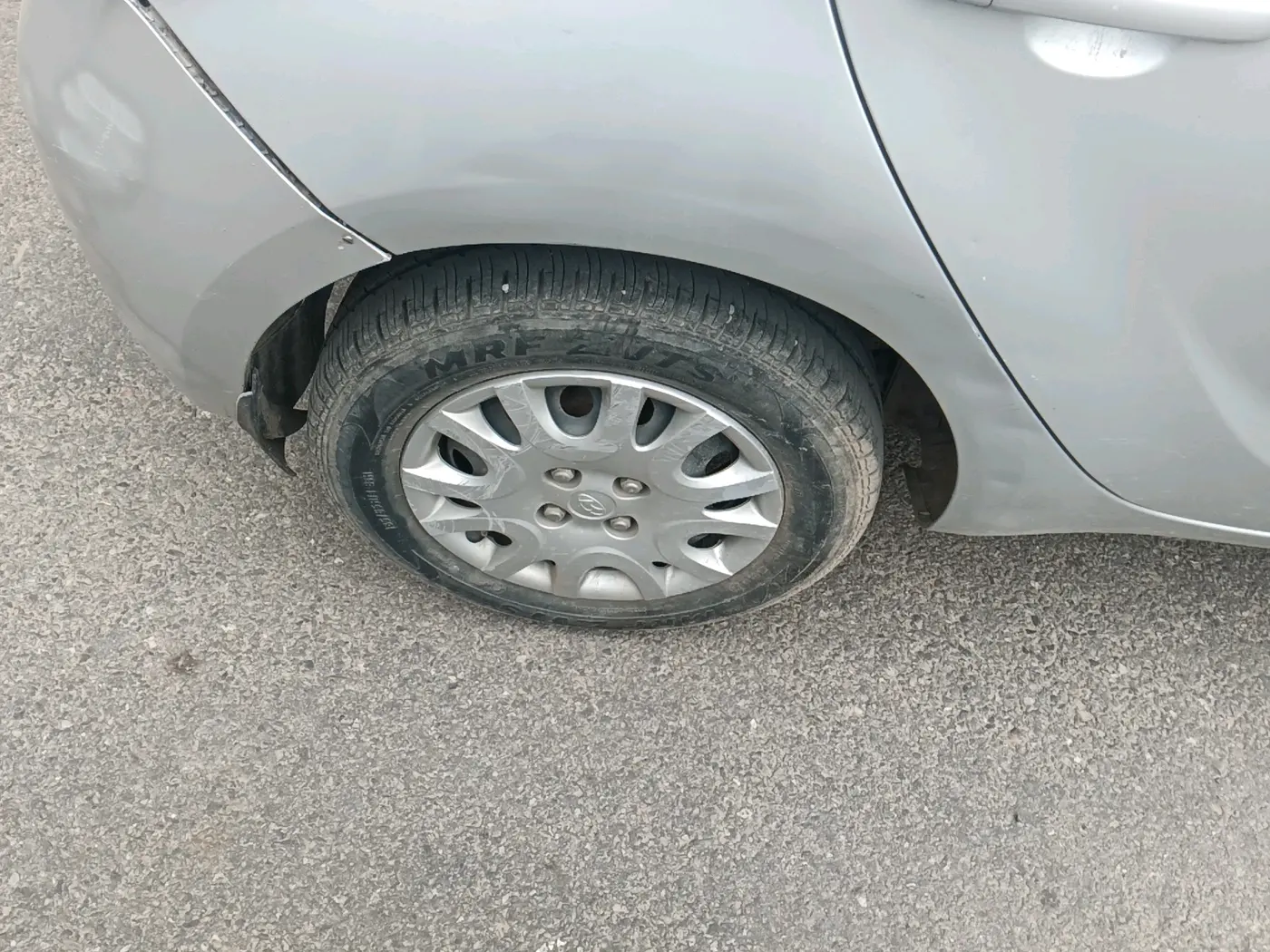 2011 Hyundai i20 MAGNA 1.2, Petrol, Manual, 50,638 km, tyre
