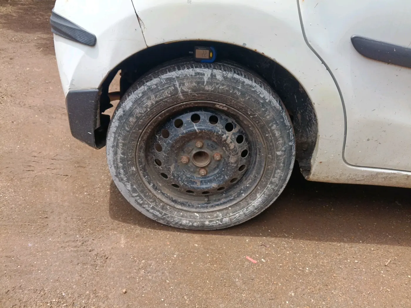 2017 Maruti Celerio VXI CNG, CNG, Manual, 1,18,524 km, tyre