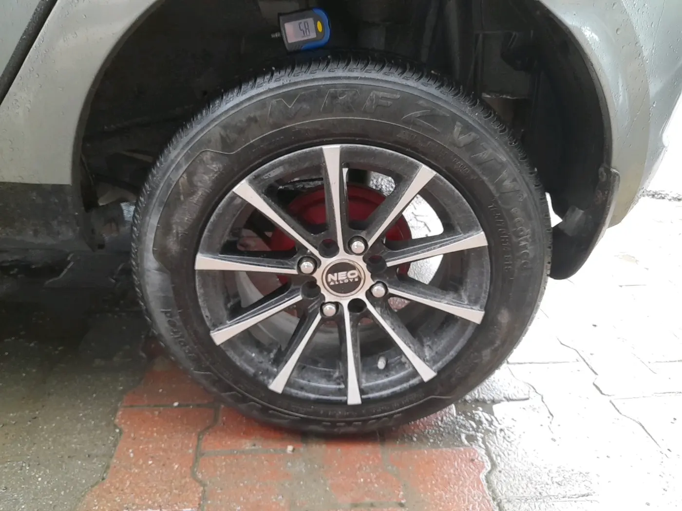 2018 Tata Tiago XM PETROL, Petrol, Manual, 1,26,611 km, tyre