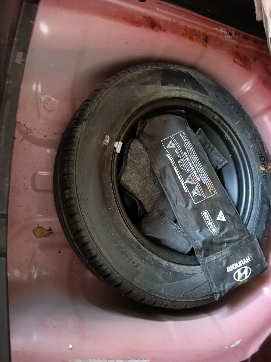 2018 Hyundai Verna 1.6 VTVT SX, Petrol, Manual, 43,088 km, tyre