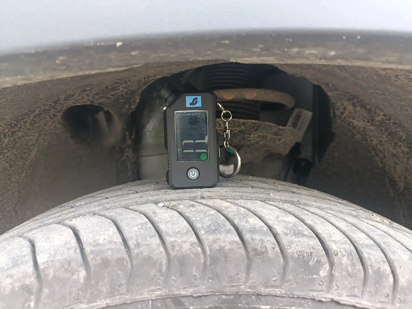 2026 Skoda Kylaq Prestige AT, Petrol, Automatic, 1,660 km, tyre