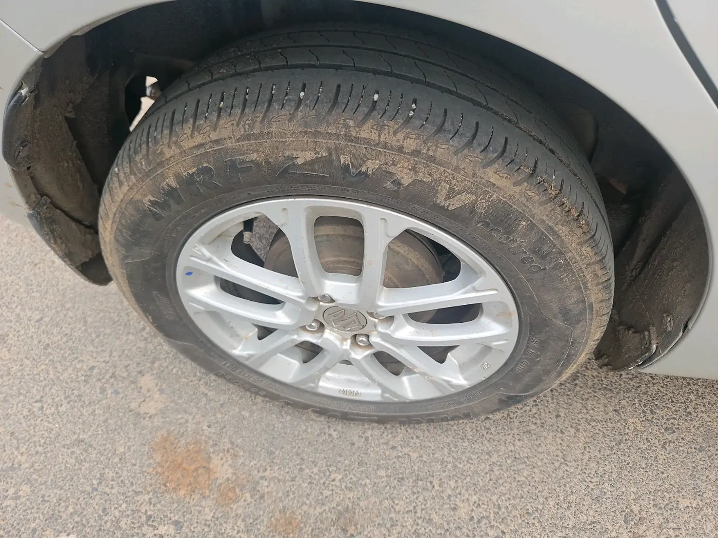 2022 Maruti Swift ZXI, Petrol, Manual, 85,101 km, tyre