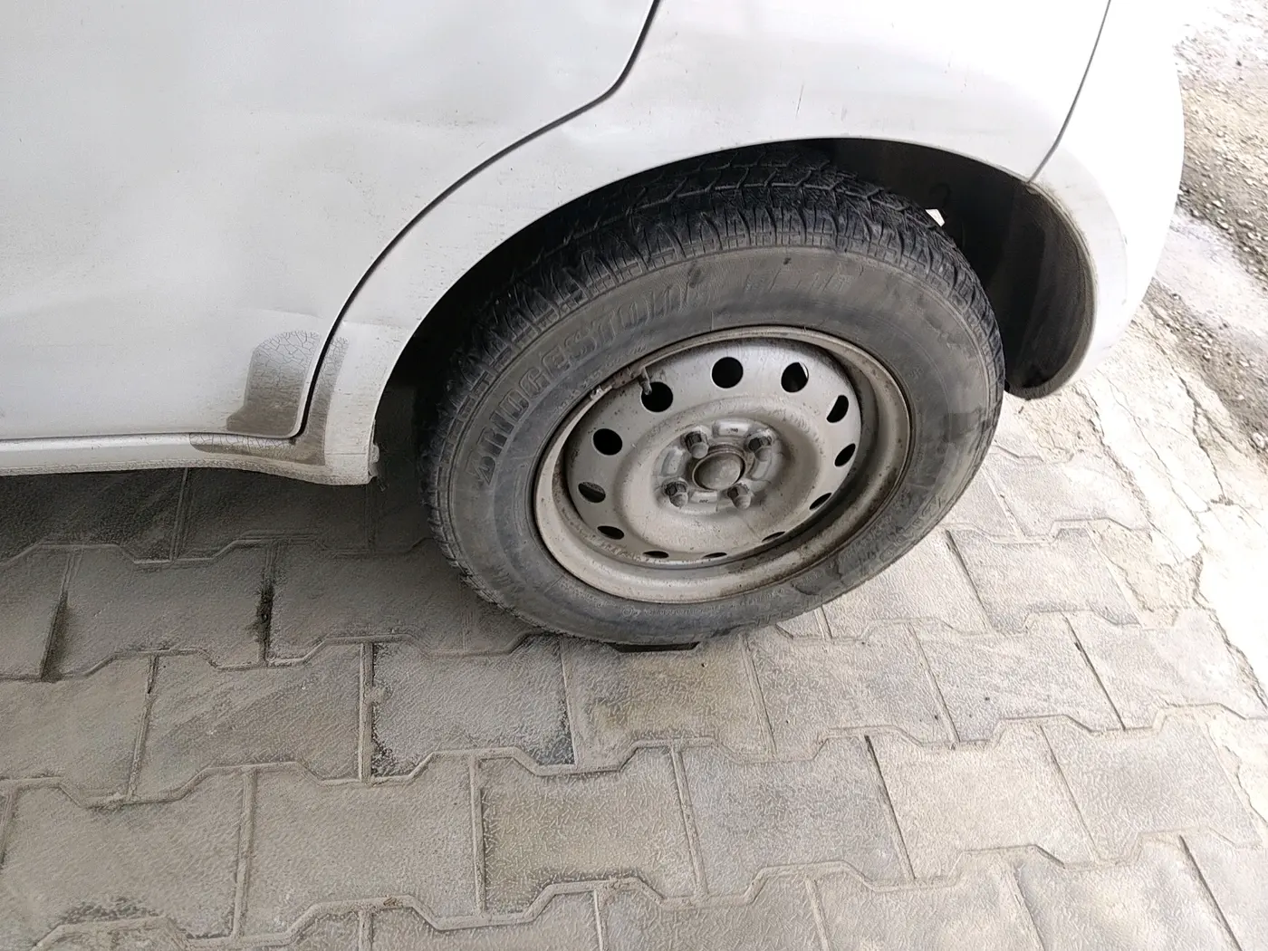 2016 Maruti Ritz LDI, Diesel, Manual, 1,80,044 km, tyre