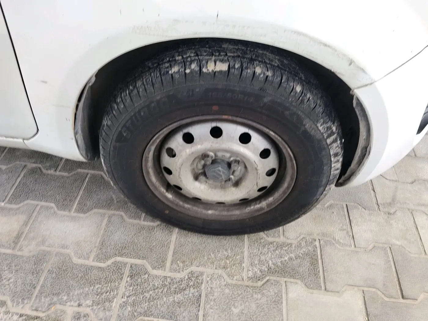 2016 Maruti Ritz LDI, Diesel, Manual, 1,80,044 km, tyre