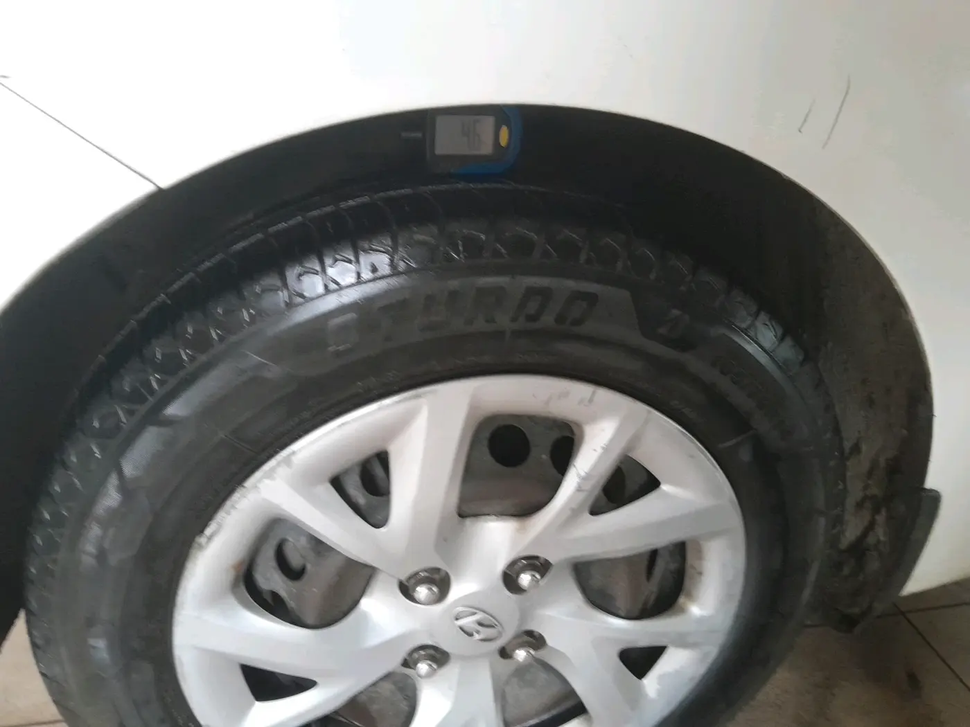 2018 Hyundai Grand i10 SPORTZ 1.2 KAPPA VTVT, Petrol, Manual, 1,06,775 km, tyre