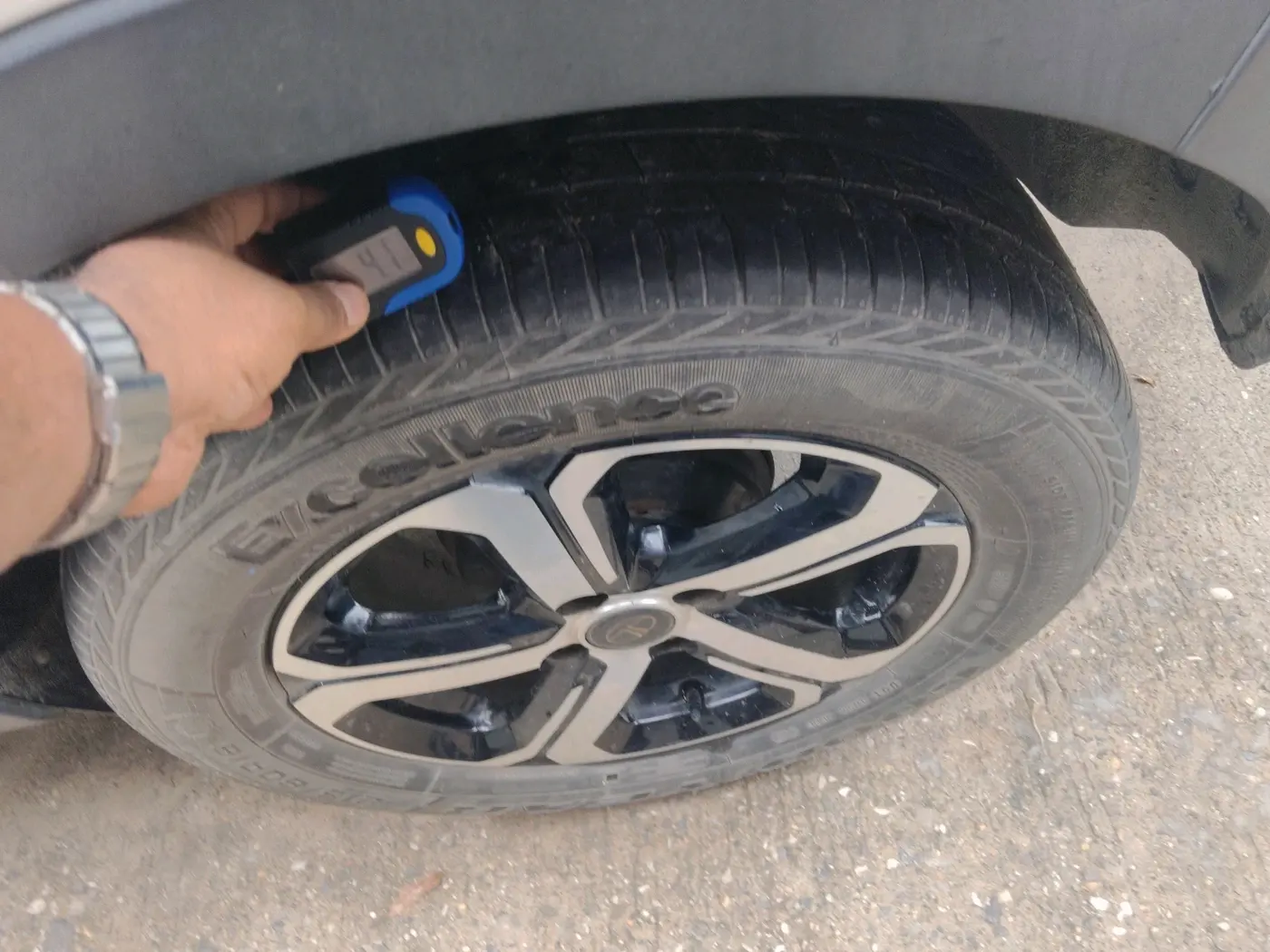 2021 Tata NEXON XZ PLUS PETROL, Petrol, Manual, 30,967 km, tyre