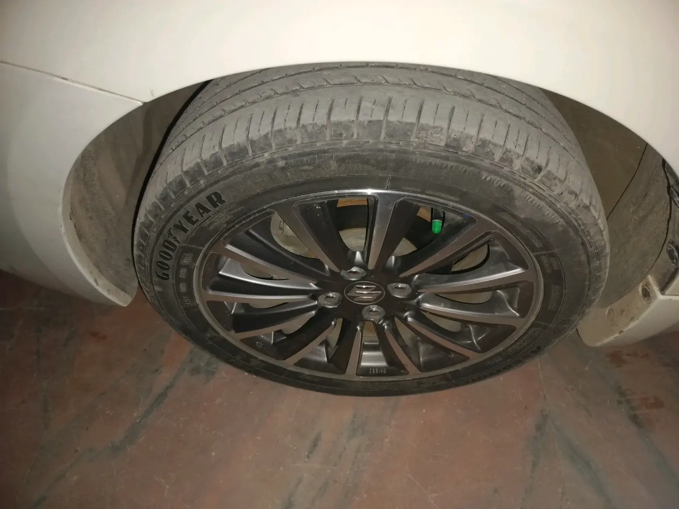 2022 Maruti Ciaz ALPHA 1.5 SHVS PETROL, Petrol, Manual, 47,793 km, tyre