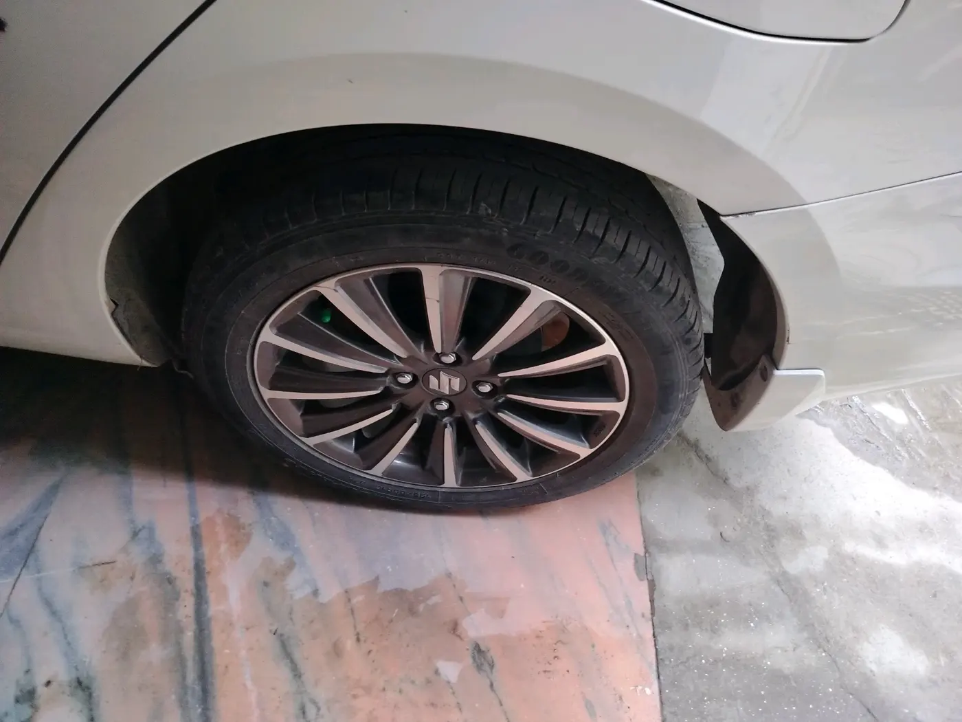 2022 Maruti Ciaz ALPHA 1.5 SHVS PETROL, Petrol, Manual, 47,793 km, tyre