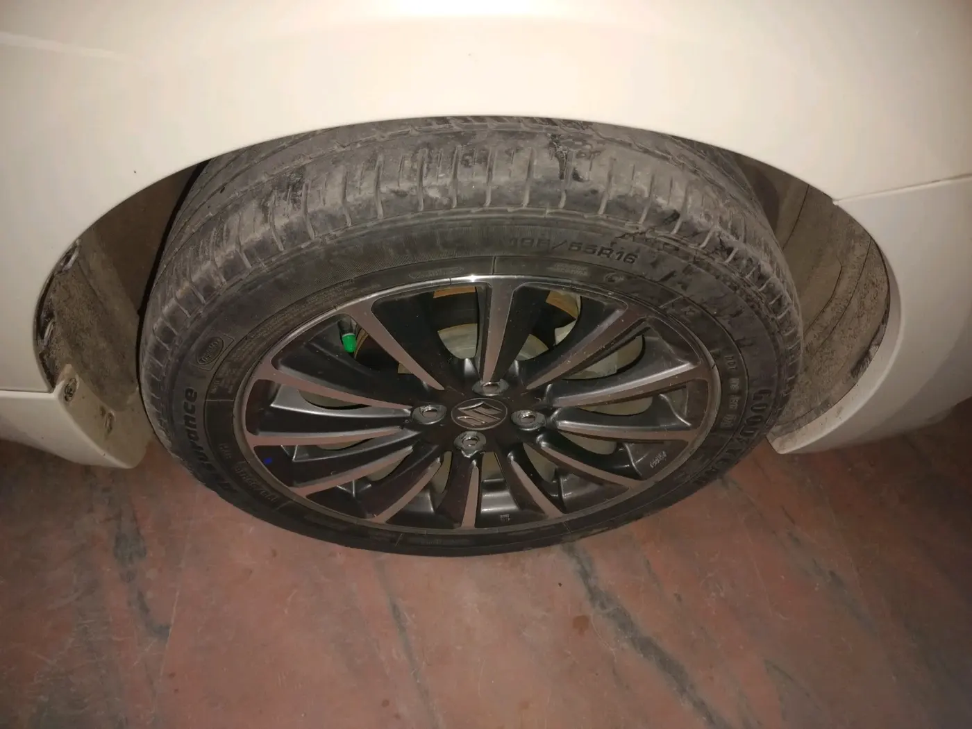 2022 Maruti Ciaz ALPHA 1.5 SHVS PETROL, Petrol, Manual, 47,793 km, tyre