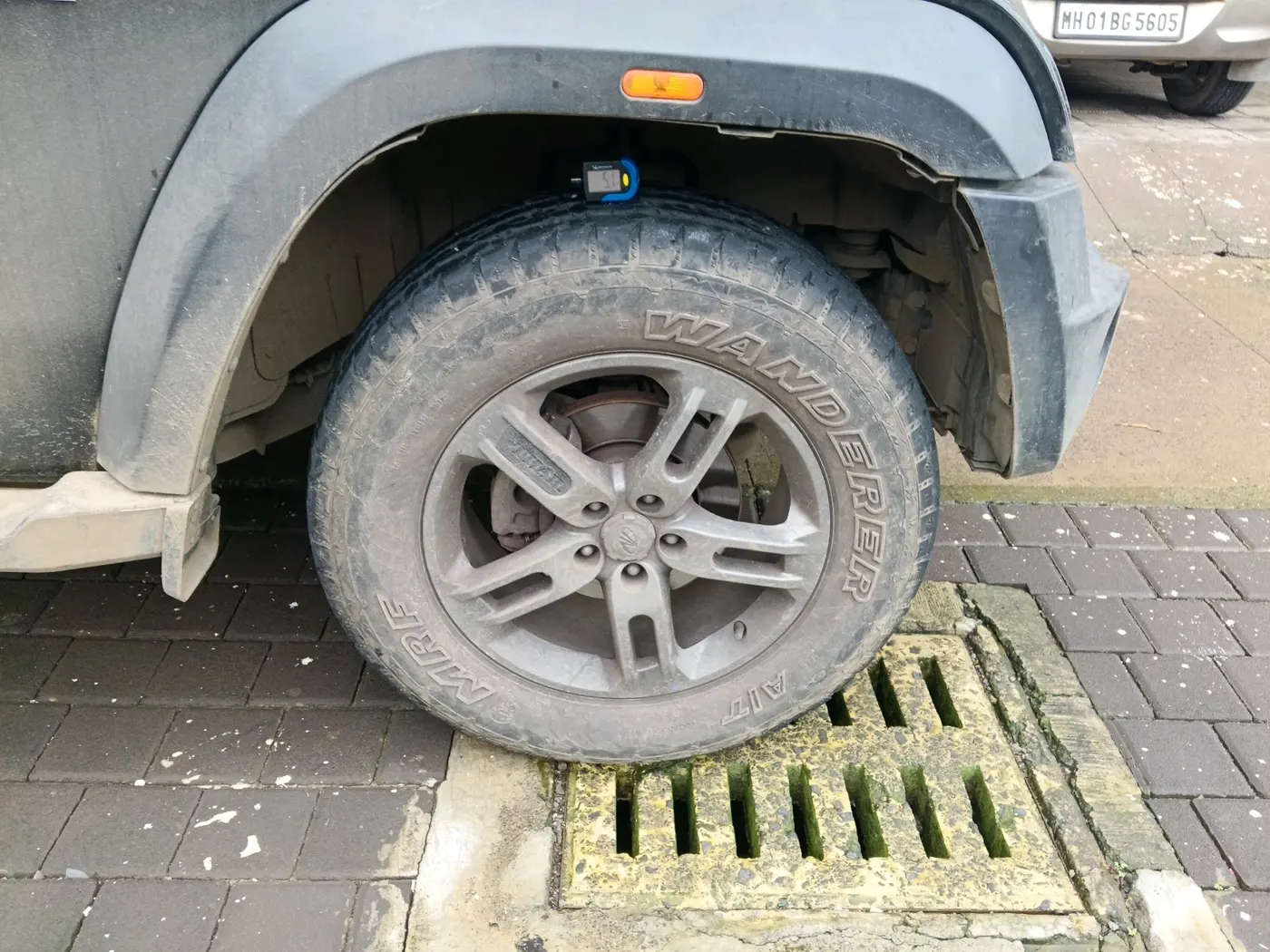 2022 Mahindra Thar LX PETROL HT 4WD AT, Petrol, Automatic, 18,308 km, tyre
