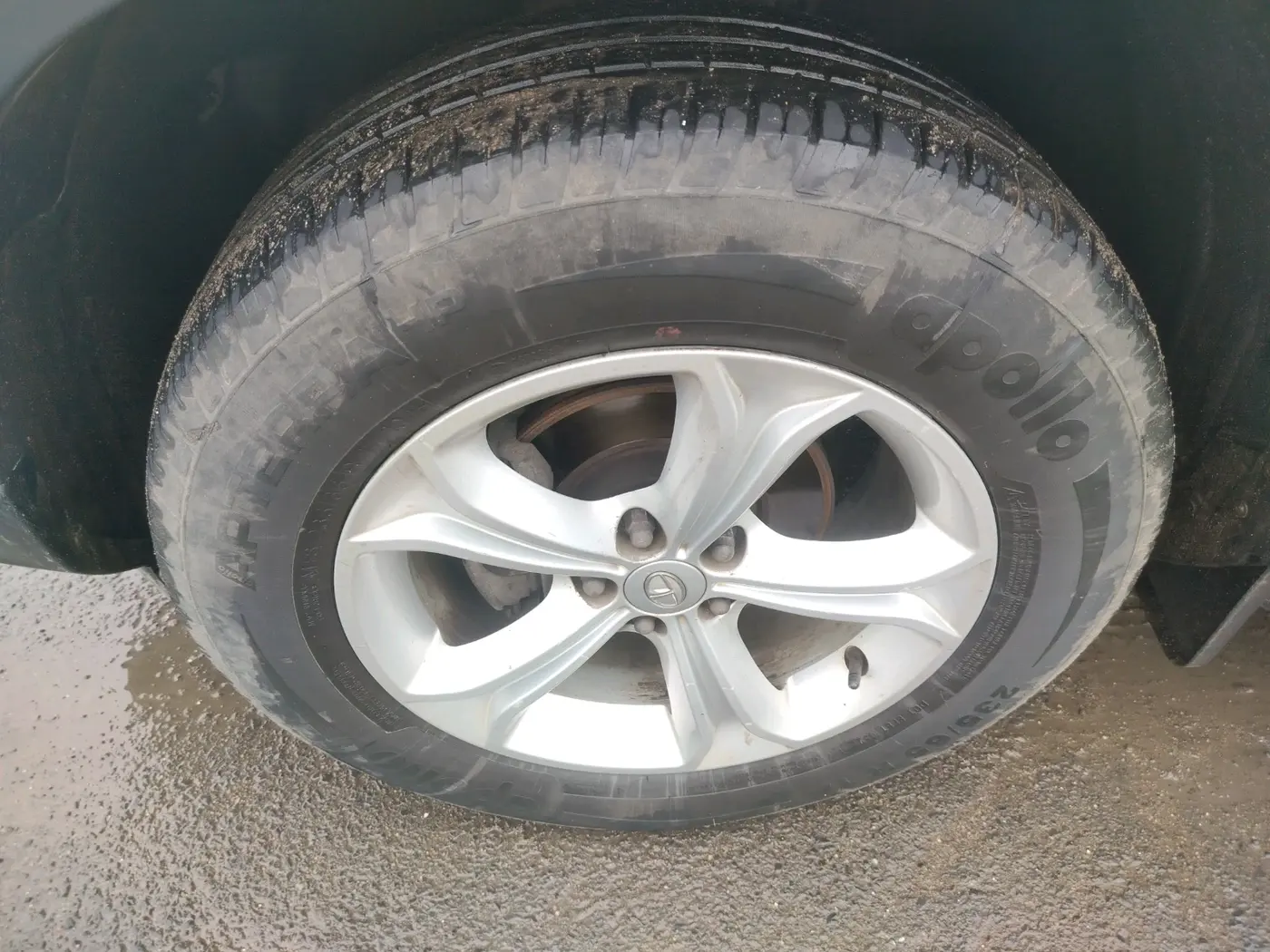 2019 Tata Harrier XZ 2.0L, Diesel, Manual, 1,47,758 km, tyre