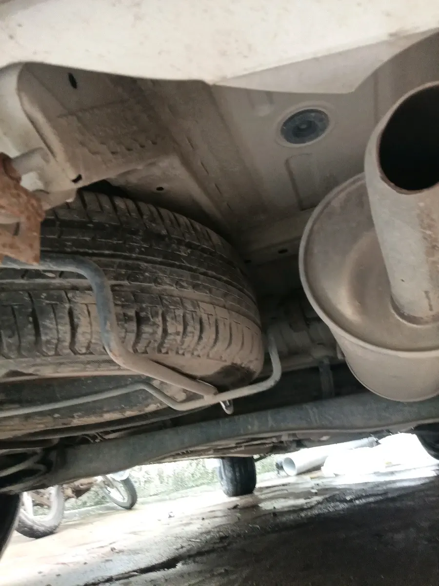 2022 Maruti Ertiga VXI CNG, CNG, Manual, 53,112 km, tyre