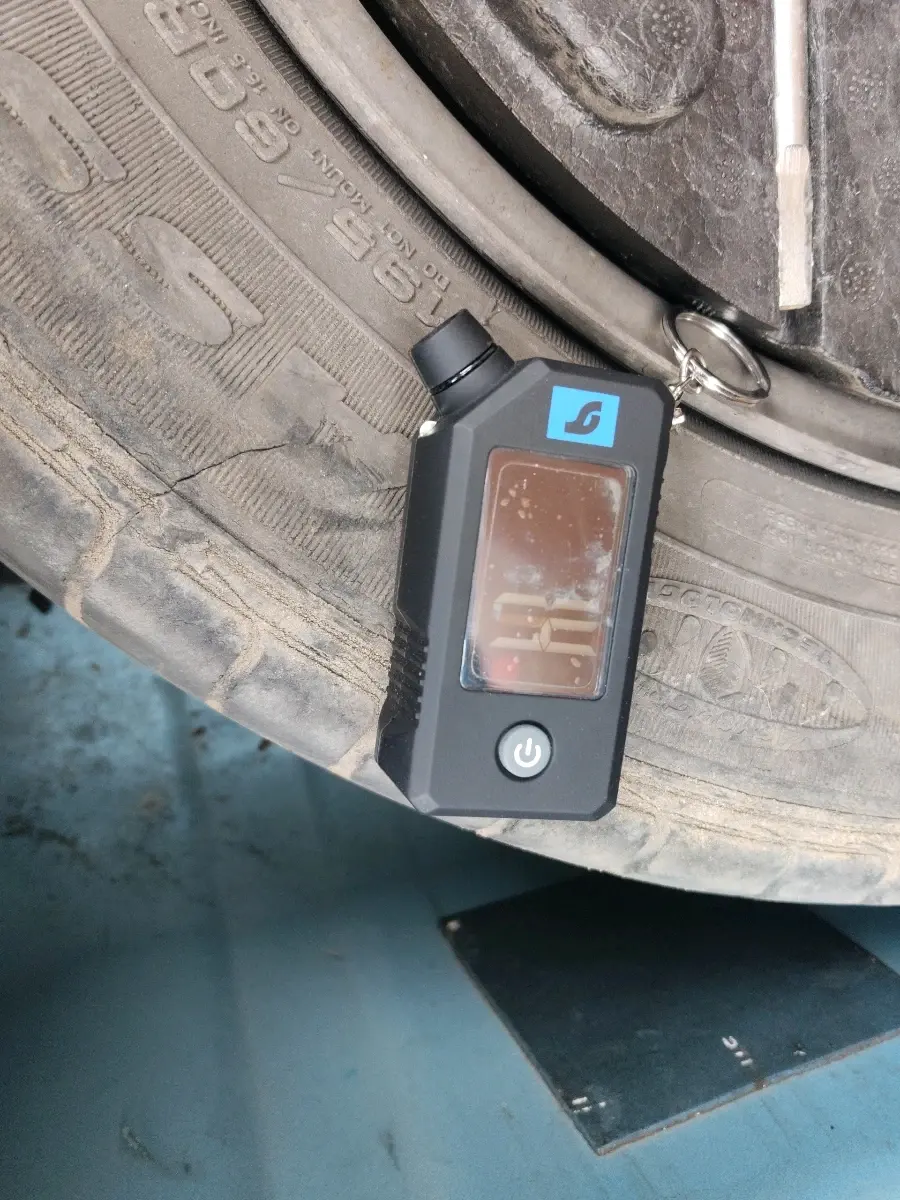 2019 Tata NEXON XM PETROL, Petrol, Manual, 55,589 km, tyre