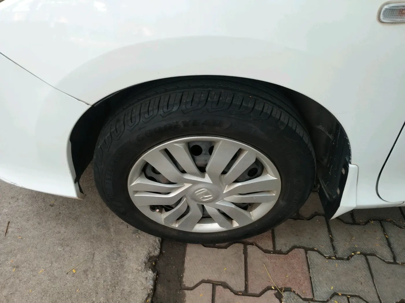 2014 Honda City 1.5L I-VTEC SV, Petrol, Manual, 51,787 km, tyre