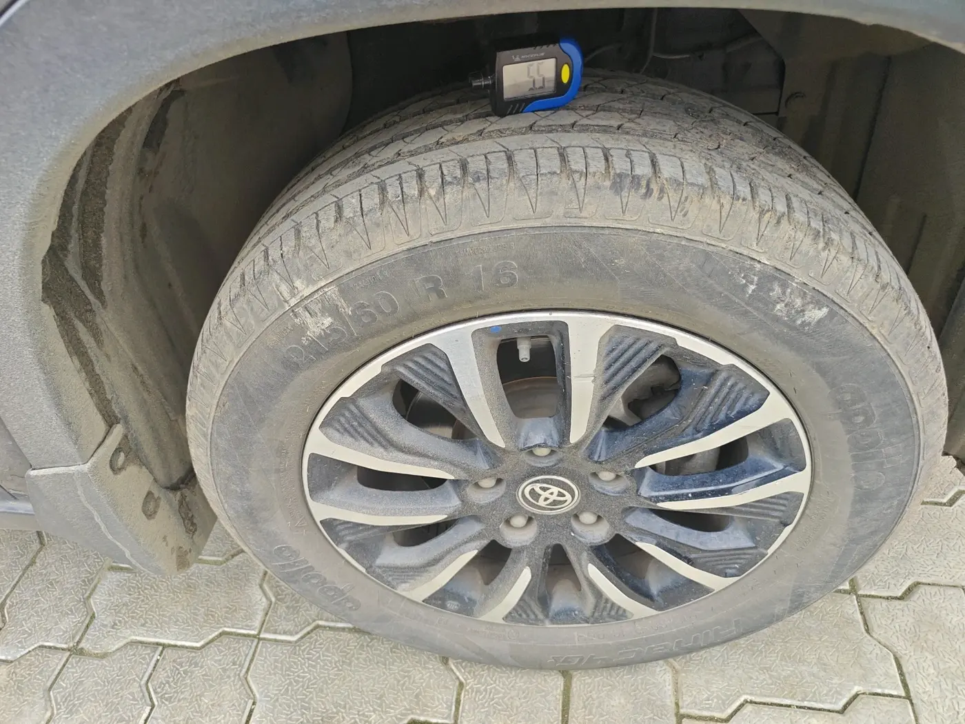 2022 Toyota URBAN CRUISER PREMIUM GRADE AT, Petrol, Automatic, 40,524 km, tyre