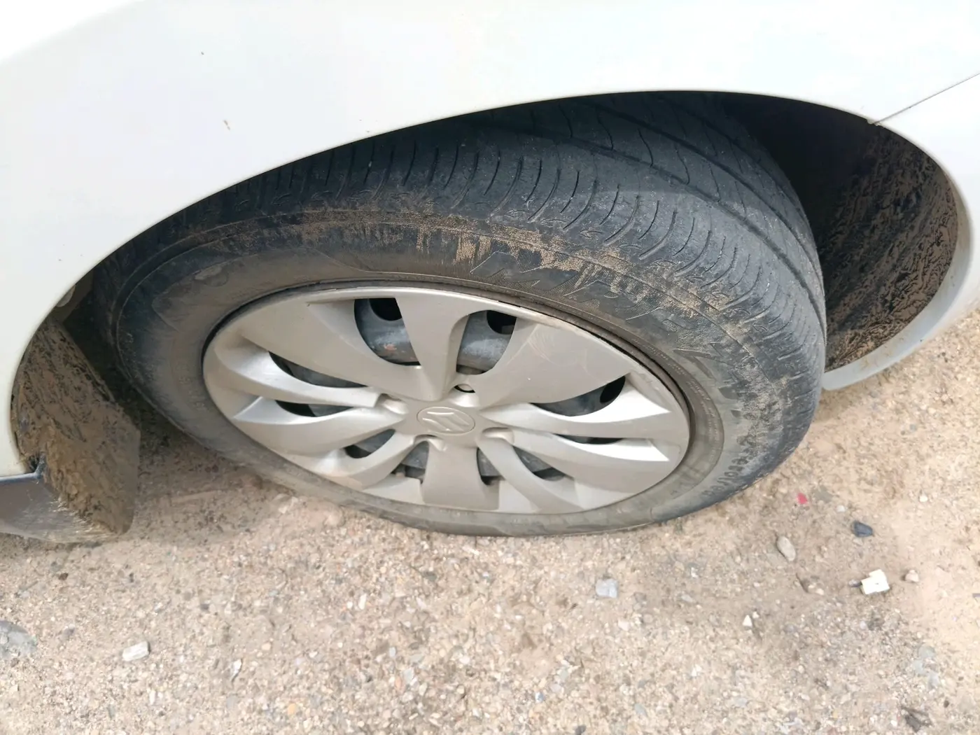 2016 Maruti Baleno DELTA PETROL 1.2, Petrol, Manual, 1,01,764 km, tyre