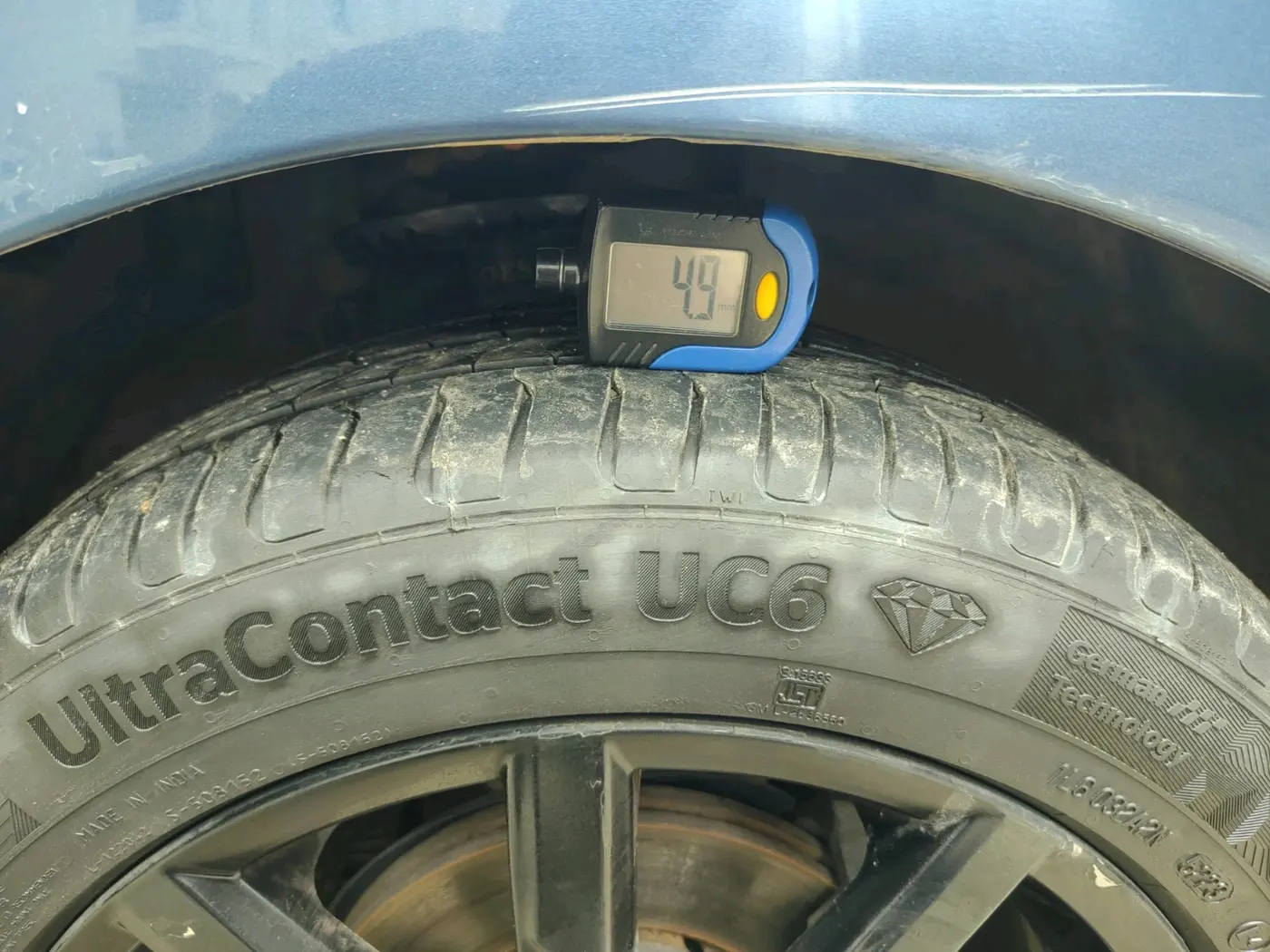 2017 Volkswagen Vento HIGHLINE 1.5 AT, Diesel, Automatic, 1,33,957 km, tyre