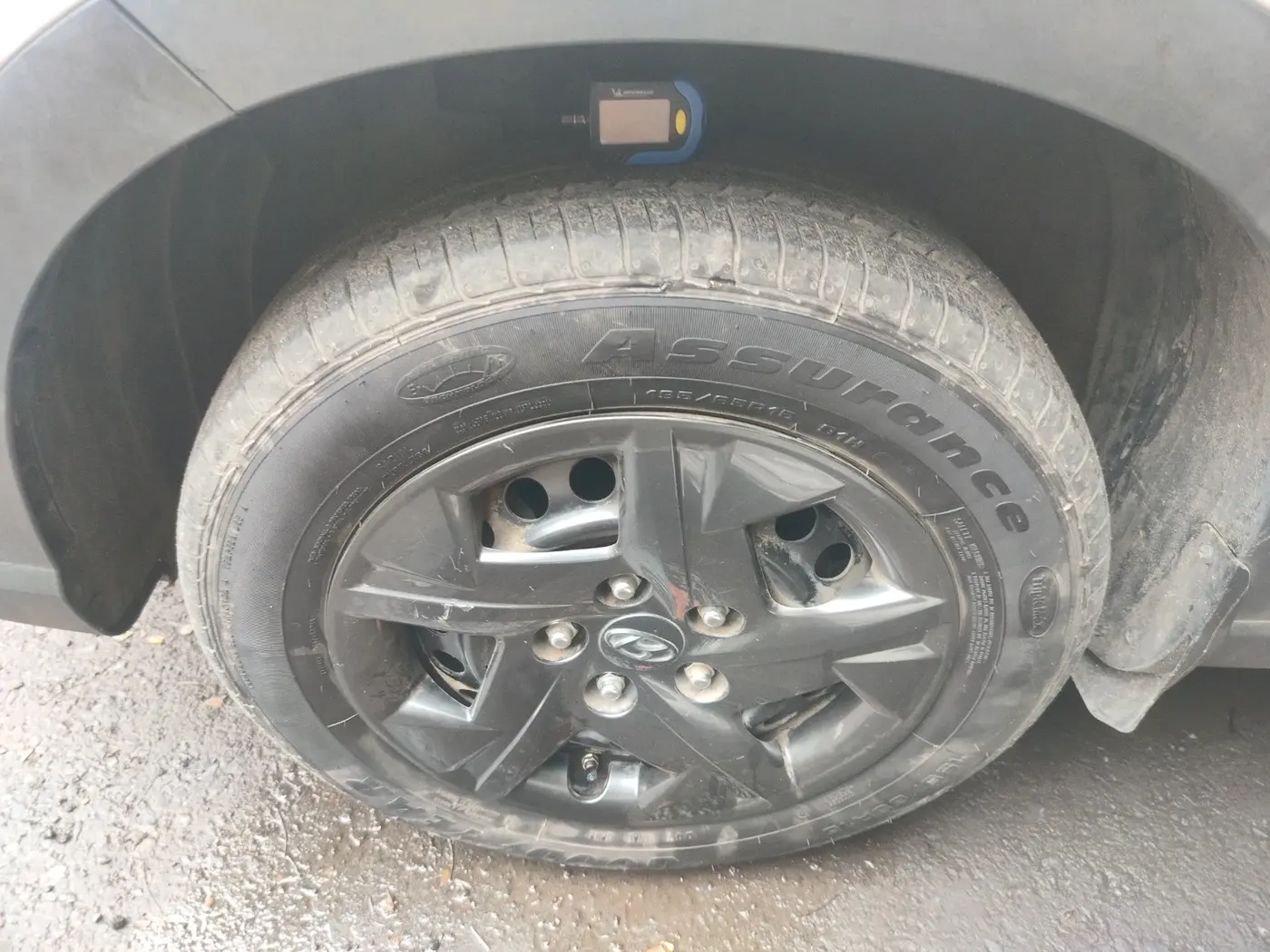 2024 Hyundai VENUE S (O) Plus 1.2 Petrol , Petrol, Manual, 20,067 km, tyre