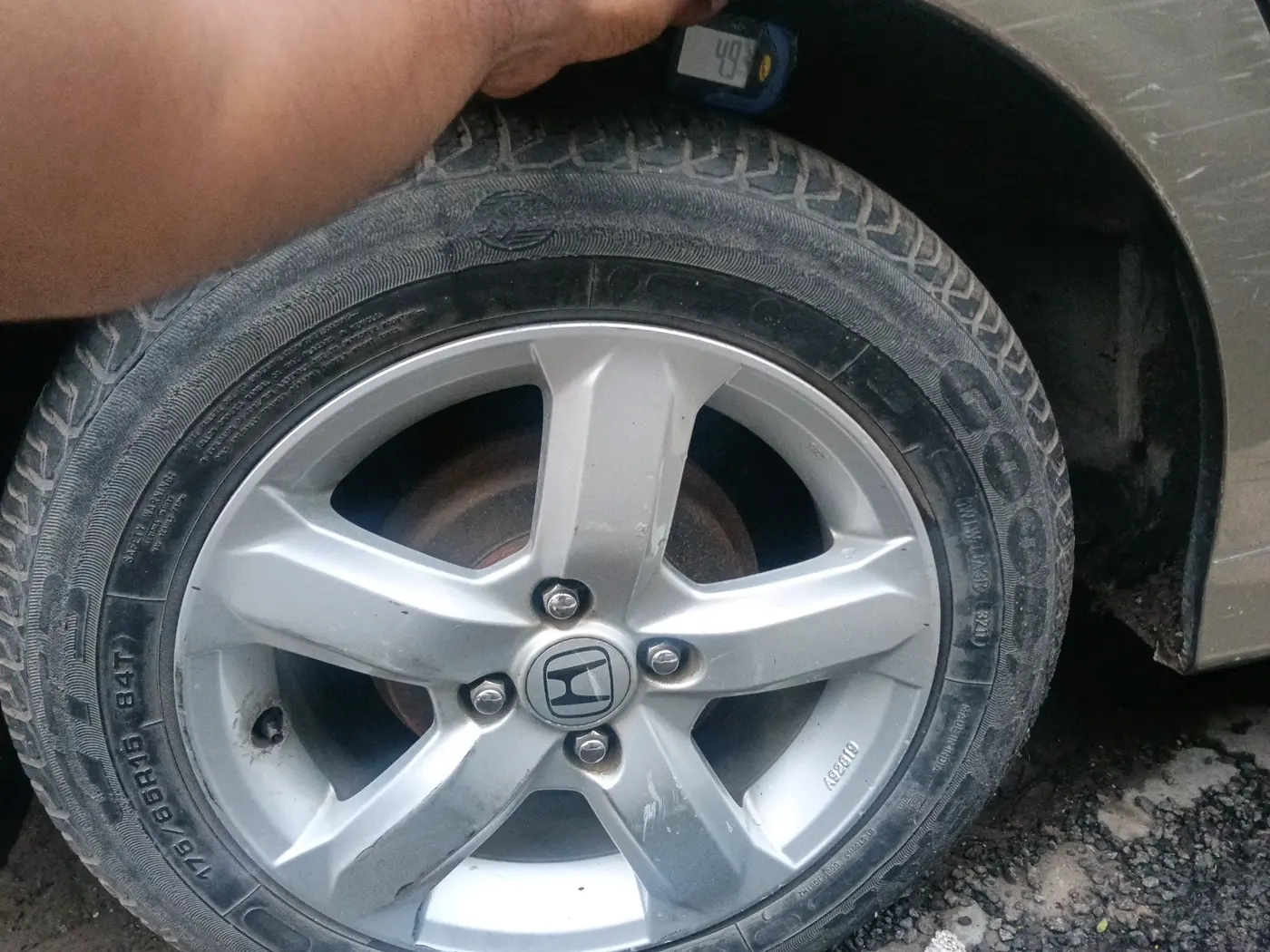 2011 Honda City 1.5L I-VTEC V AT, Petrol, Automatic, 25,476 km, tyre