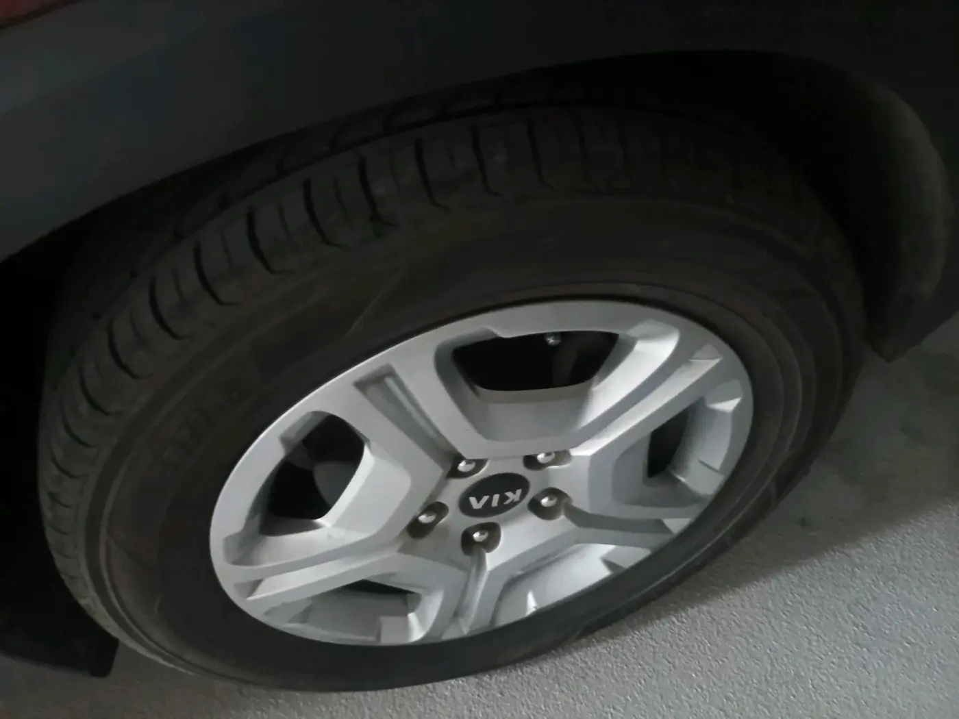 2020 KIA SONET HTX 1.0 IMT, Petrol, Manual, 57,223 km, tyre