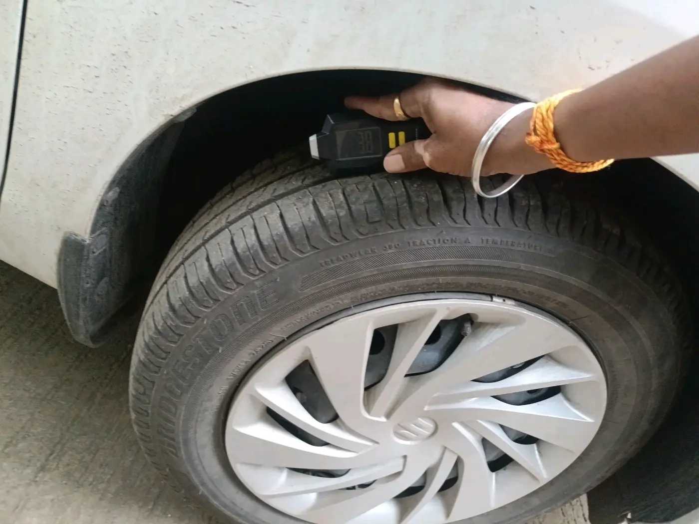 2025 Maruti Ertiga VXI CNG, CNG, Manual, 6,626 km, tyre