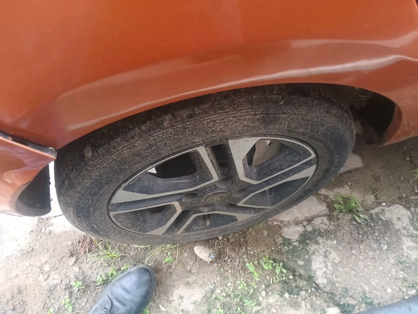2019 Tata Tiago XZ PLUS PETROL, Petrol, Manual, 52,605 km, tyre
