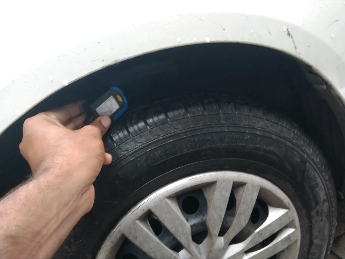 2011 Maruti Ritz VDI, Diesel, Manual, 1,28,041 km, tyre