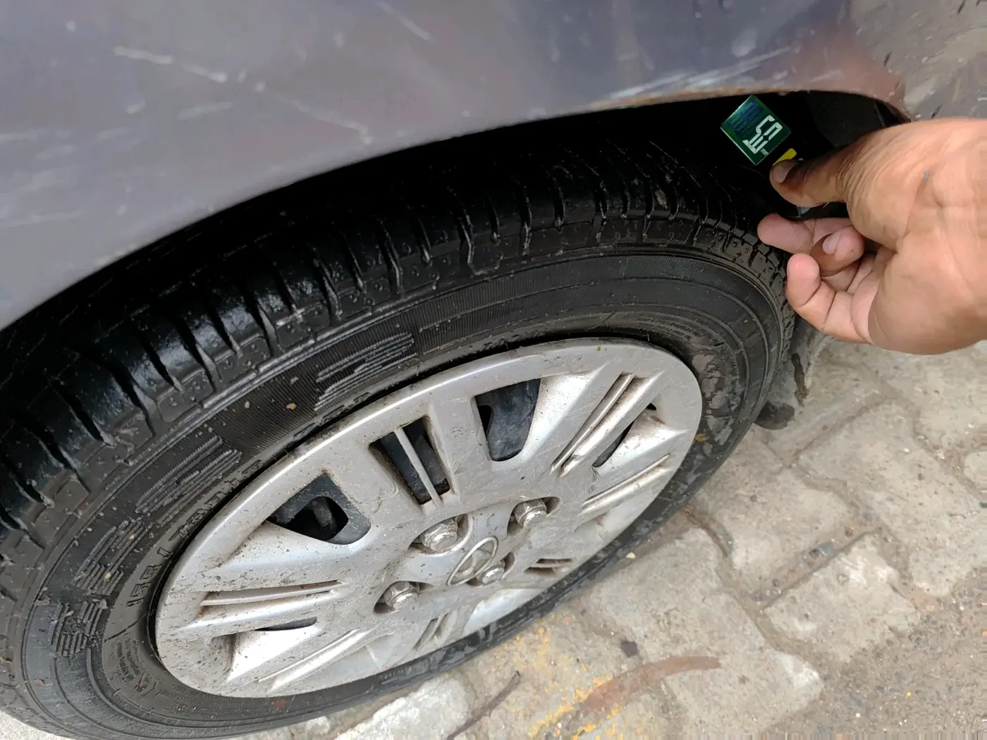 2011 Hyundai Santro Xing GLS, CNG, Manual, 54,386 km, tyre
