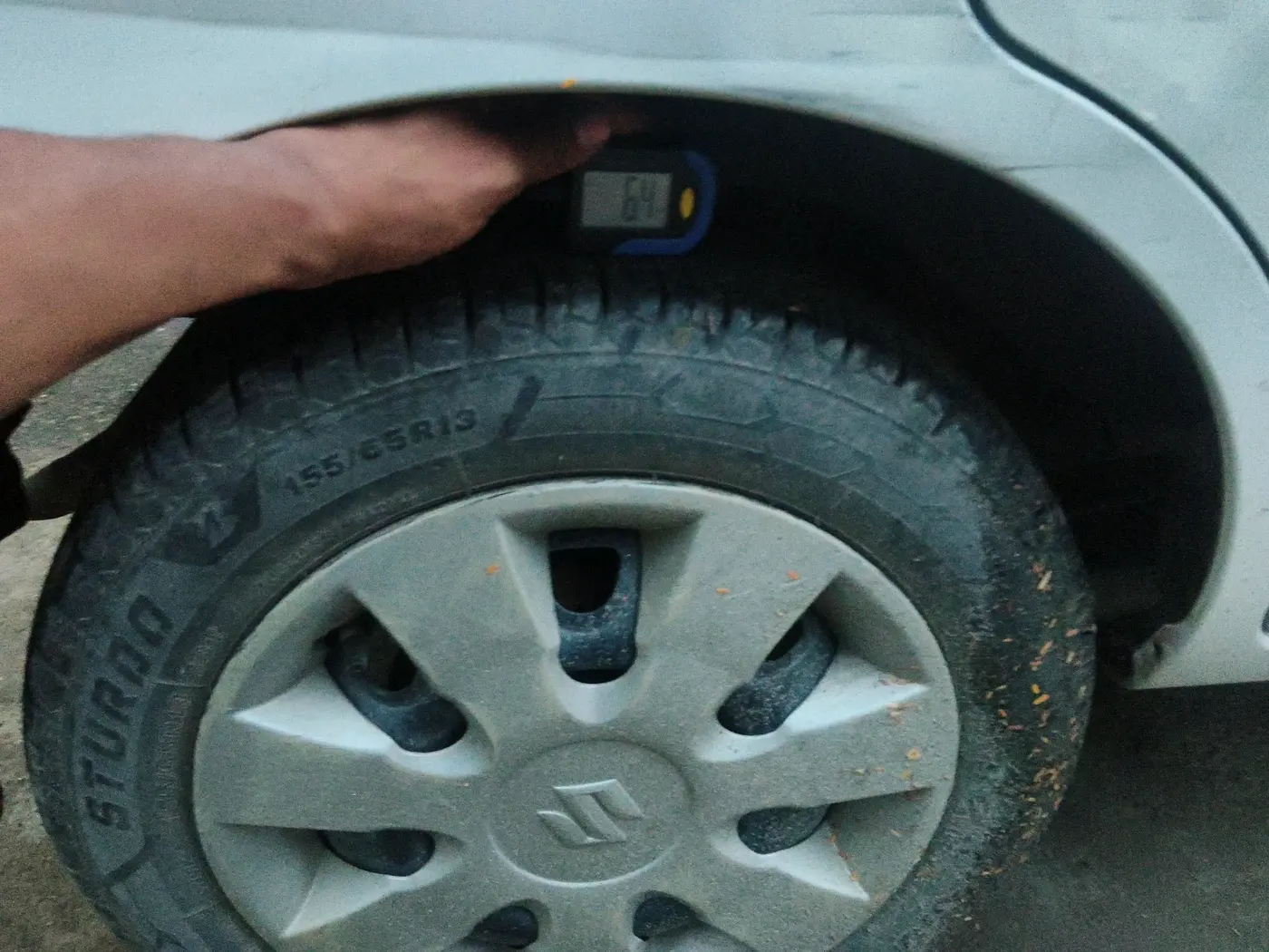 2015 Maruti Alto K10 VXI, Petrol, Manual, 60,032 km, tyre