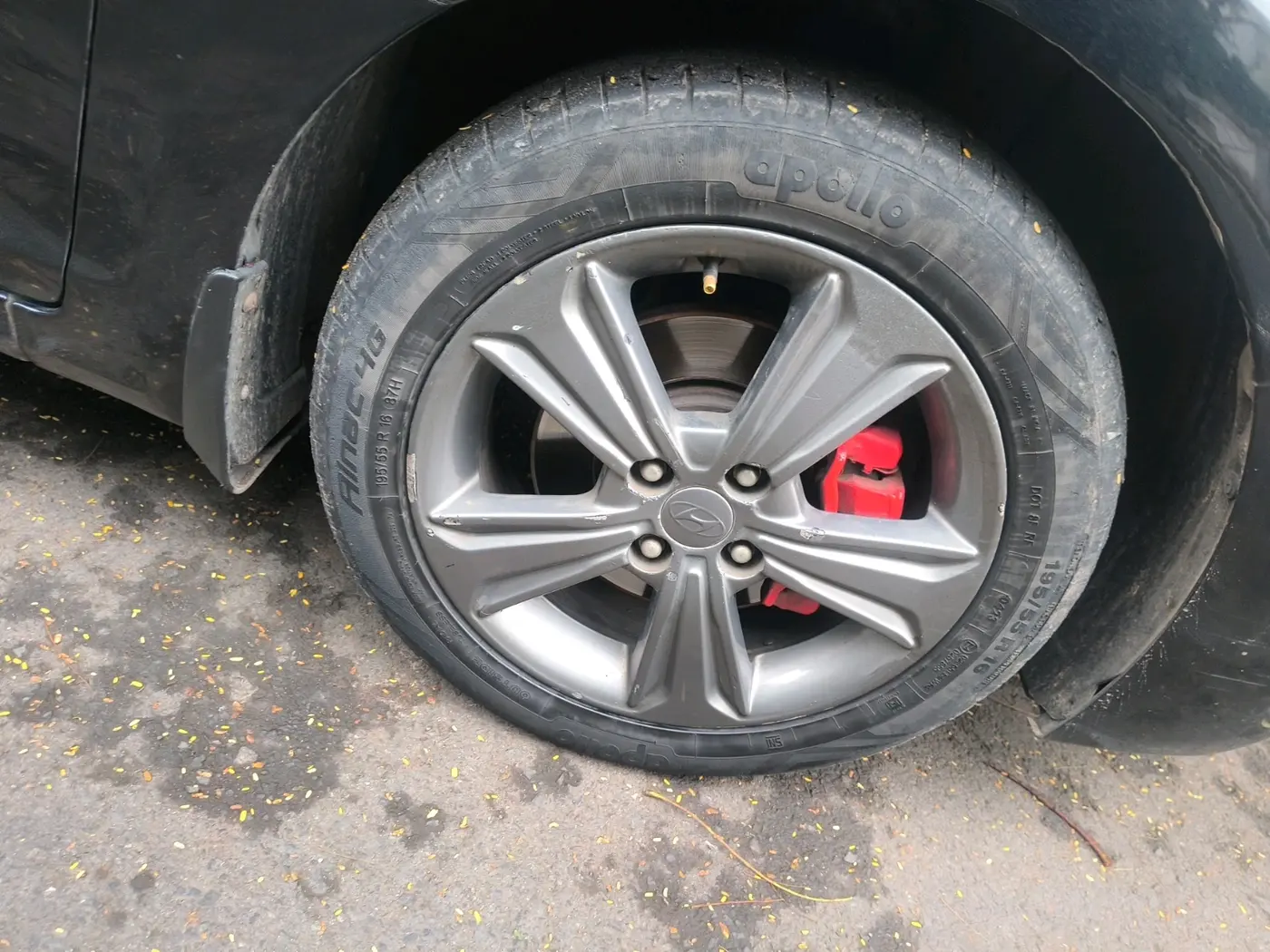 2019 Hyundai Verna 1.6 CRDI SX (O) AT, Diesel, Automatic, 1,11,400 km, tyre