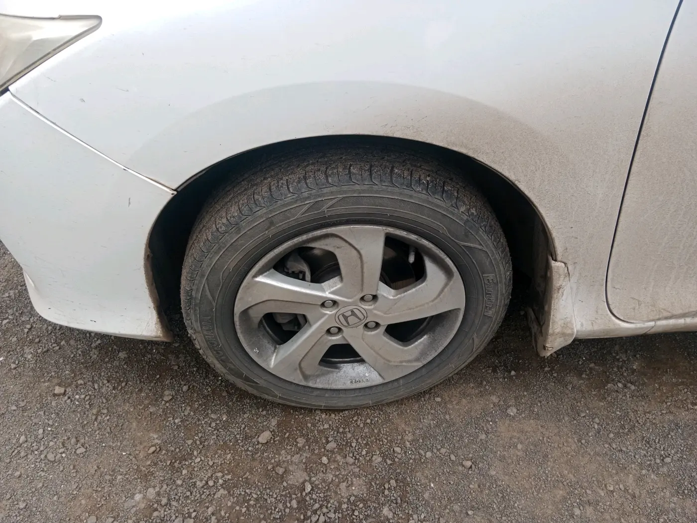 2016 Honda City 1.5L I-DTEC VX, Diesel, Manual, 2,12,459 km, tyre