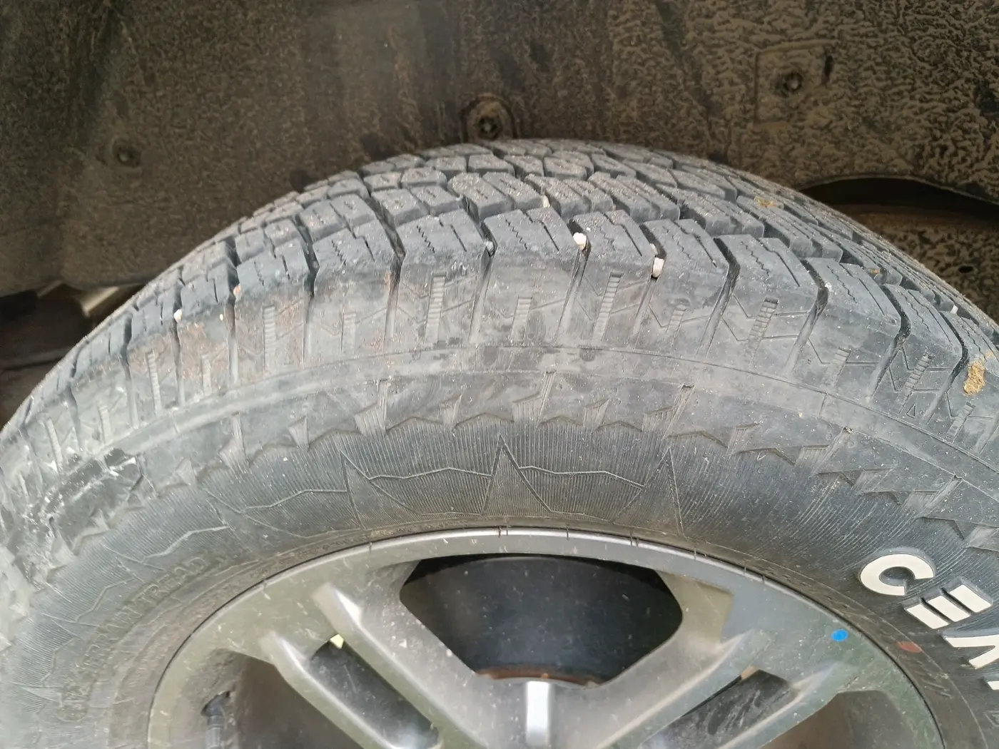 2022 Mahindra Thar LX HT PETROL 4WD MT, Petrol, Manual, 9,500 km, tyre