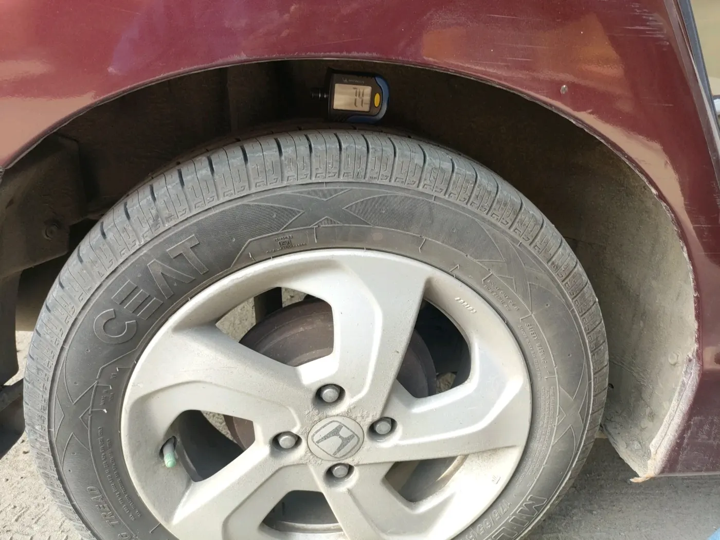 2014 Honda City 1.5L I-DTEC V, Diesel, Manual, 1,05,523 km, tyre