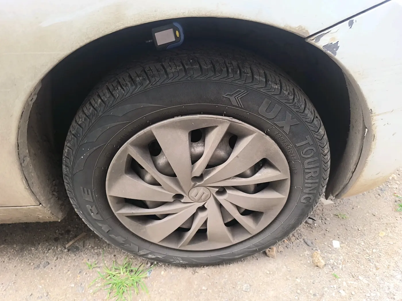 2017 Maruti Baleno SIGMA PETROL 1.2, CNG, Manual, 1,86,063 km, tyre