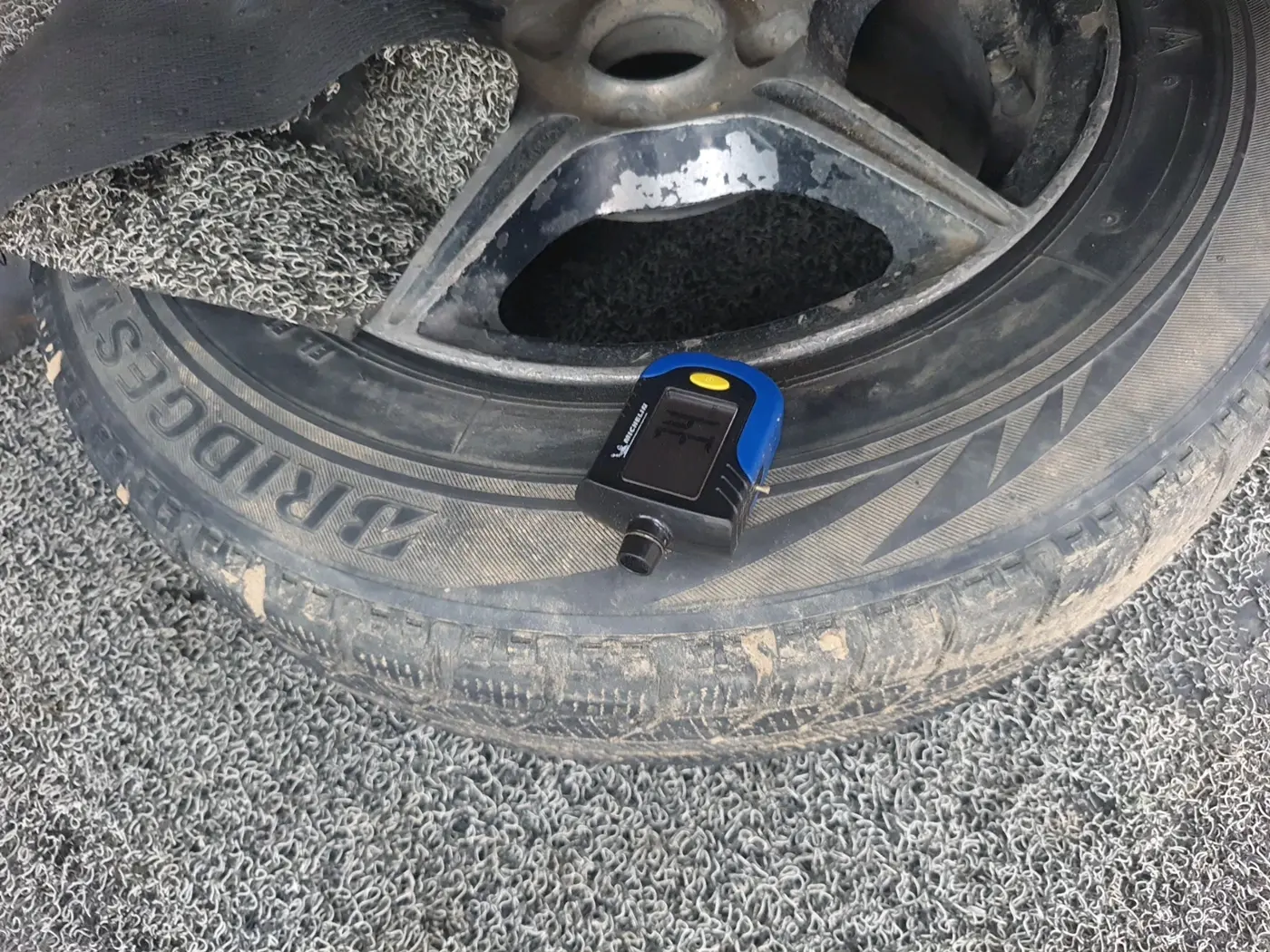 2019 Maruti Eeco 5 STR WITH A/C+HTR CNG, CNG, Manual, 92,952 km, tyre