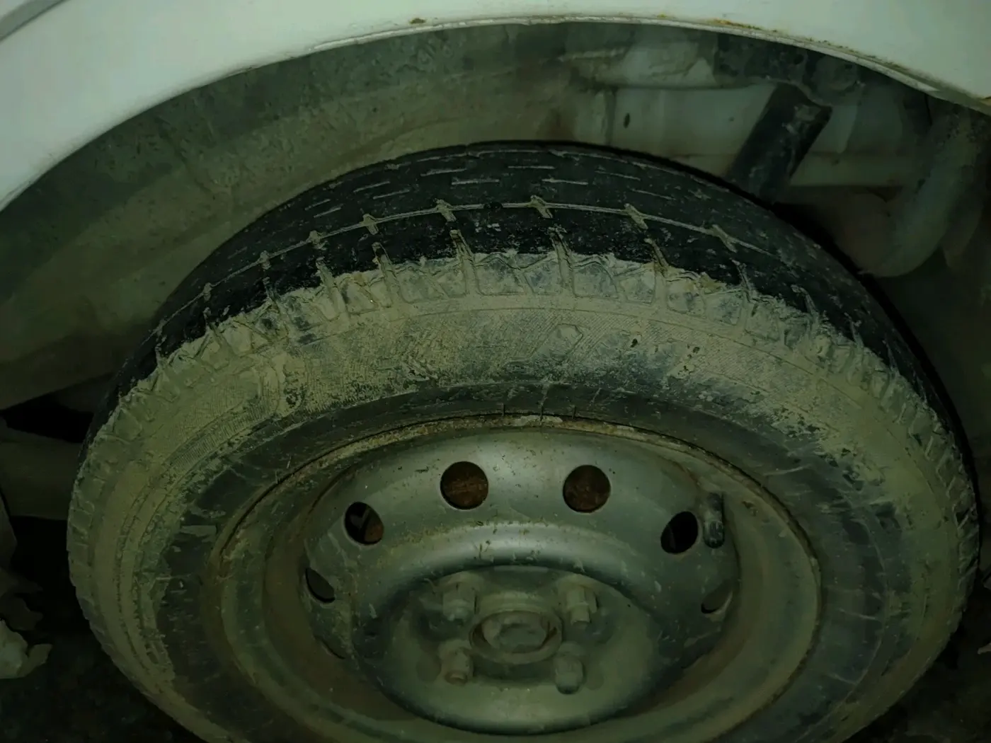 2012 Maruti Wagon R 1.0 LXI LPG, Petrol, Manual, 85,581 km, tyre