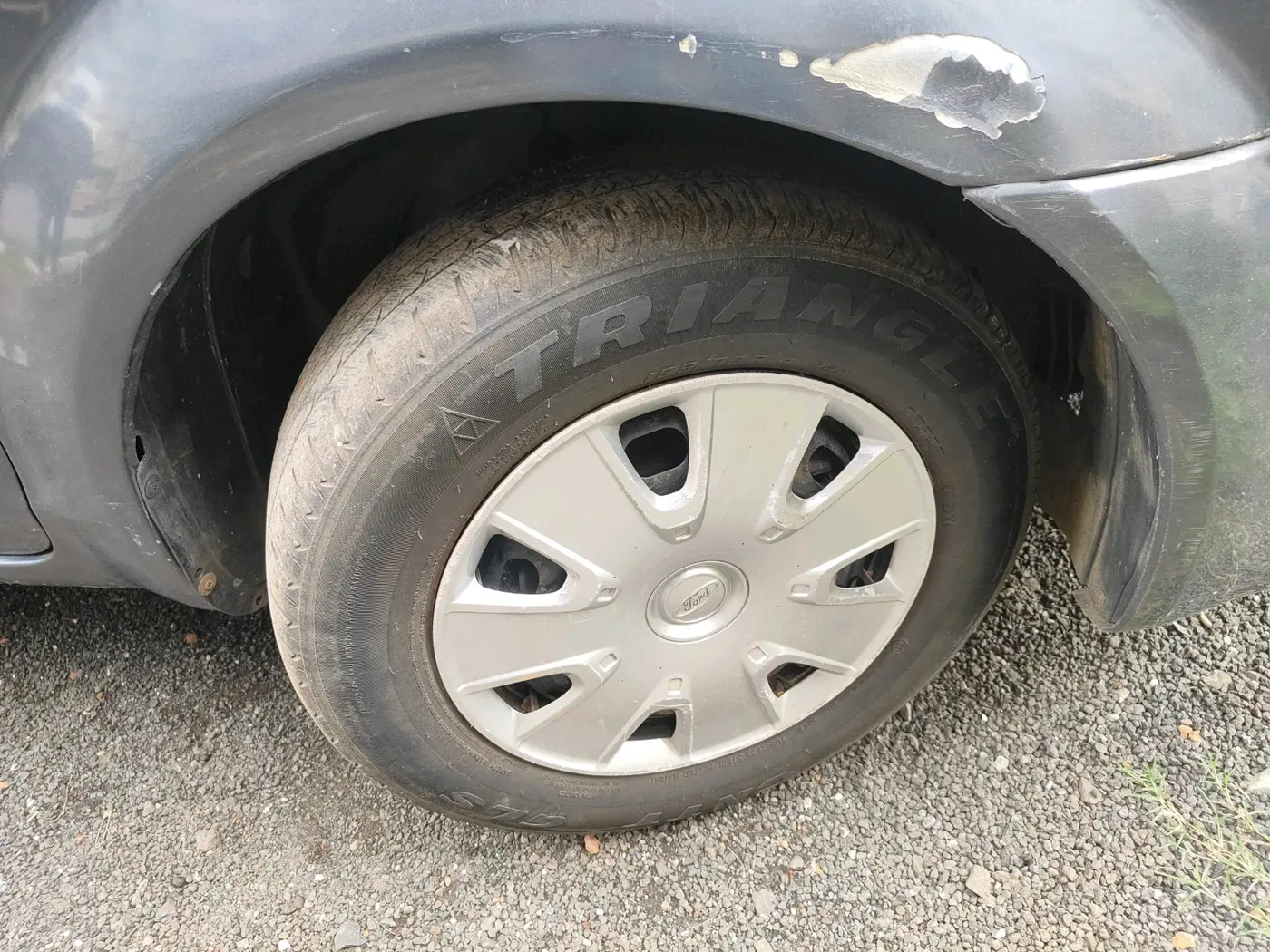 2011 Ford Fiesta EXI 1.4 DIESEL, Diesel, Manual, 1,41,405 km, tyre