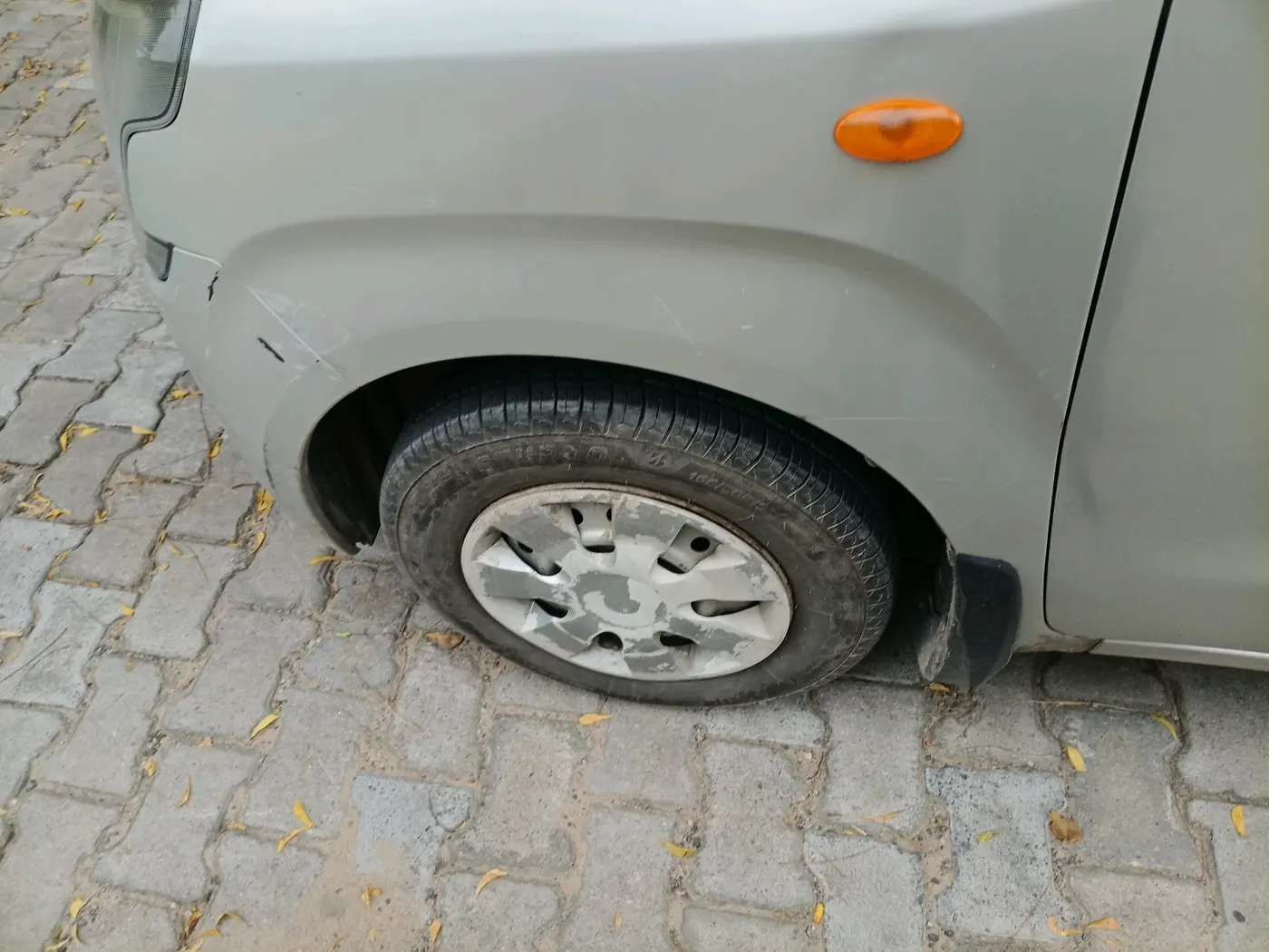 2019 Maruti New Wagon-R LXI CNG 1.0, CNG, Manual, 1,28,508 km, tyre