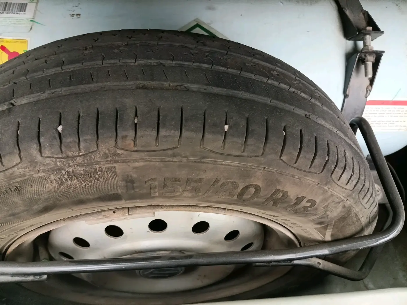 2019 Maruti New Wagon-R LXI CNG 1.0, CNG, Manual, 1,28,508 km, tyre