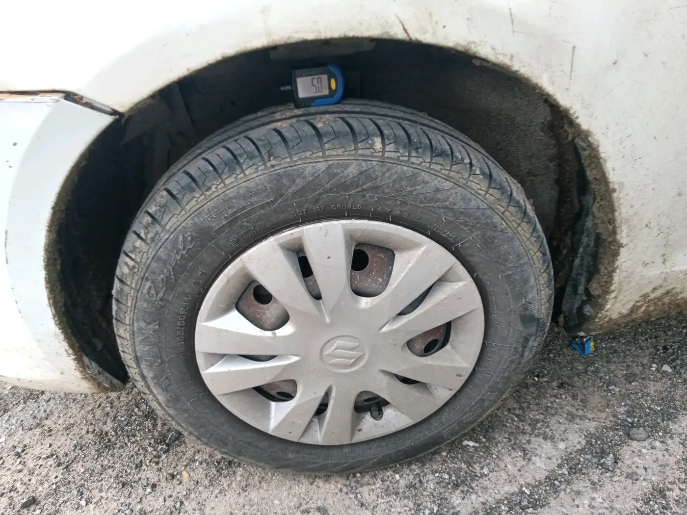2013 Maruti Swift Dzire VDI, Diesel, Manual, 1,51,783 km, tyre