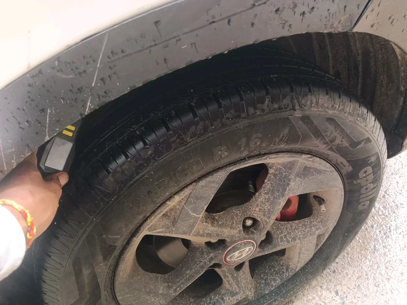 2019 Hyundai VENUE SX 1.0 TURBO, Petrol, Manual, 61,698 km, tyre