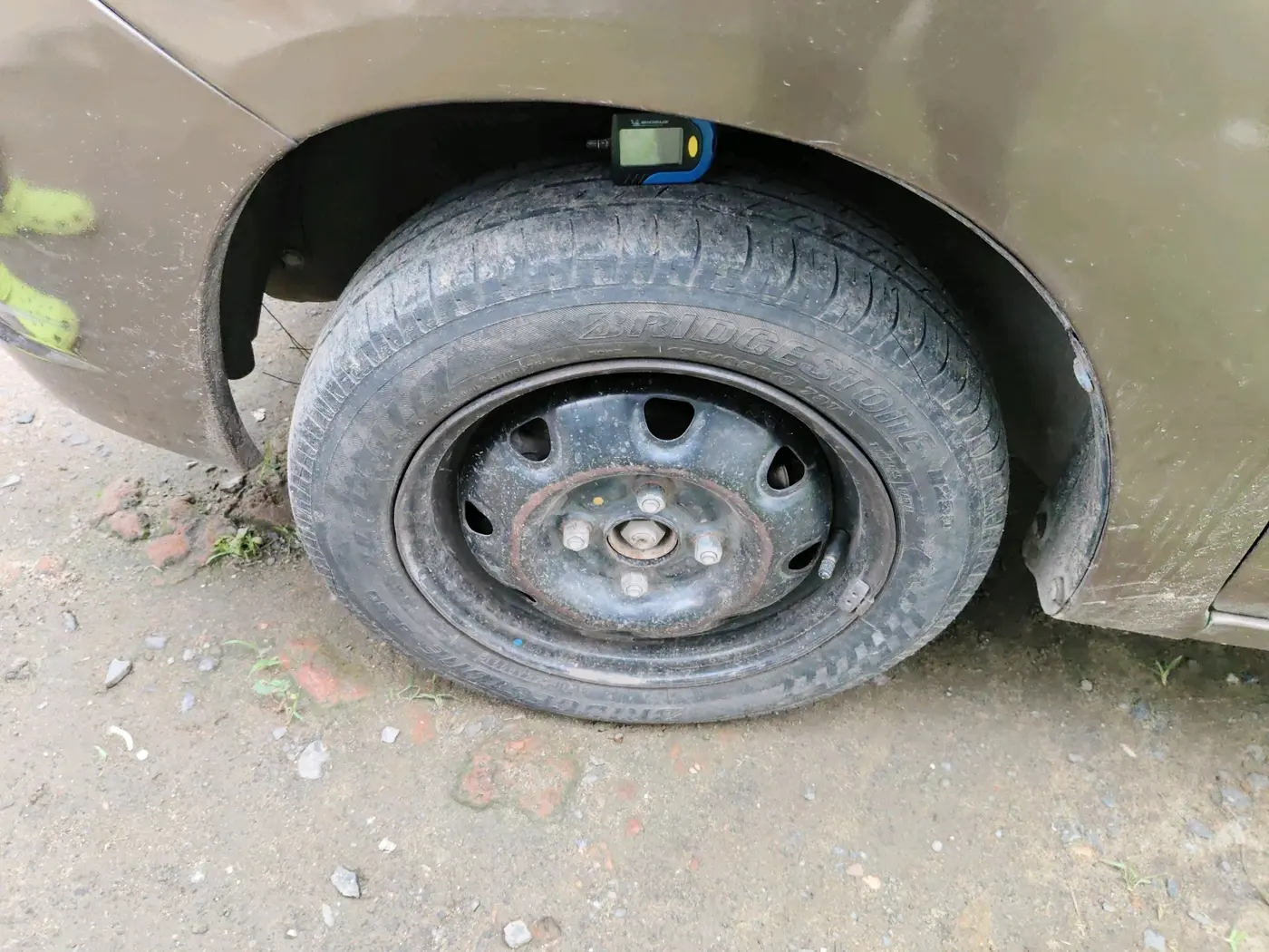 2011 Maruti Zen Estilo VXI, Petrol, Manual, 82,353 km, tyre