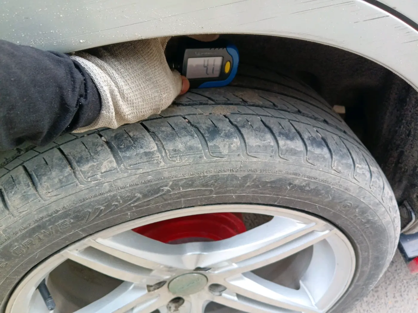 2019 Maruti Dzire VXI, Petrol, Manual, 58,003 km, tyre