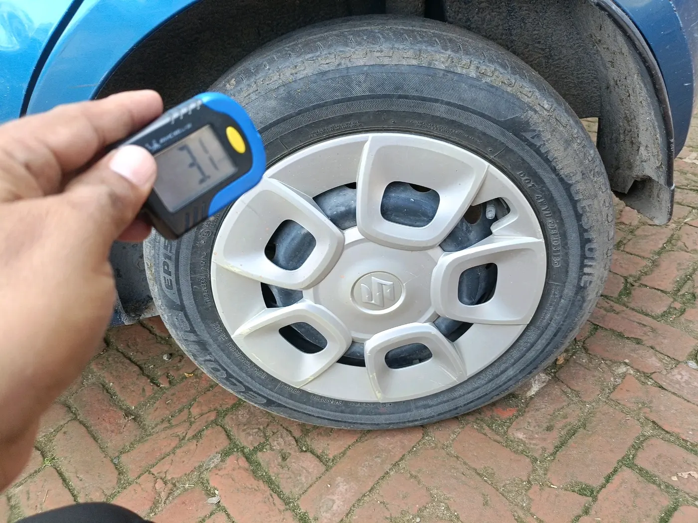 2018 Maruti IGNIS DELTA 1.2, Petrol, Manual, 29,455 km, tyre