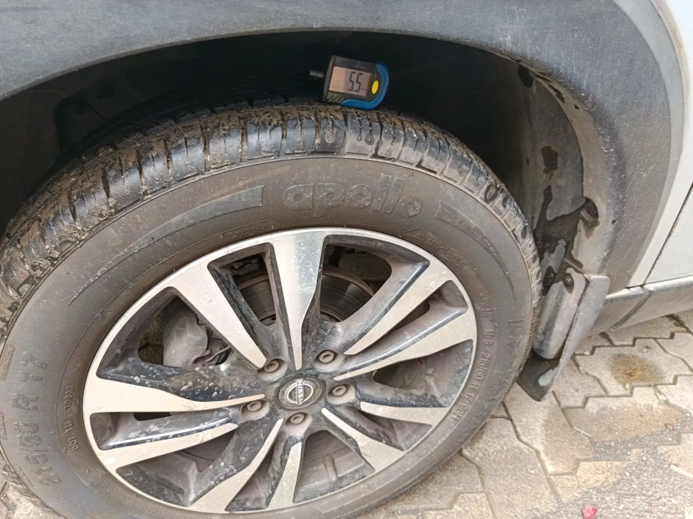 2019 Nissan Kicks XV PREMIUM DIESEL, Diesel, Manual, 1,16,160 km, tyre