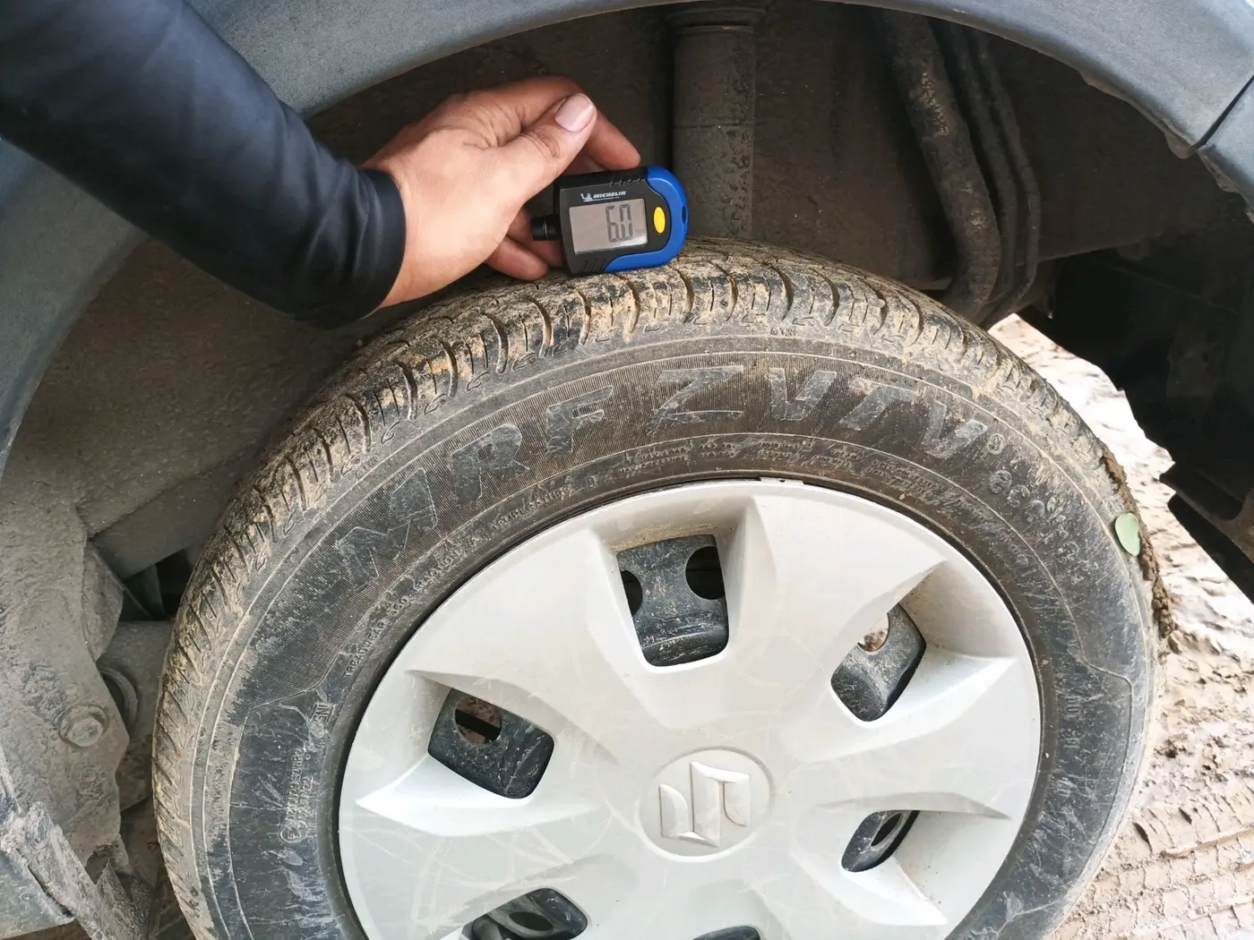 2025 Maruti New Wagon-R VXI CNG 1.0, CNG, Manual, 17,386 km, tyre