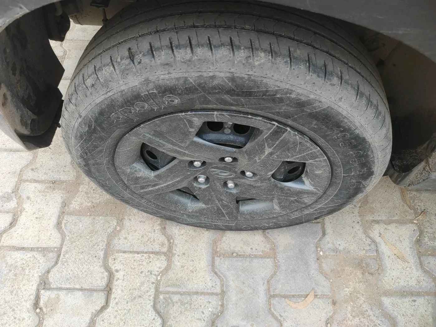 2024 Hyundai VENUE S Plus 1.2 Petrol MT, Petrol, Manual, 28,030 km, tyre