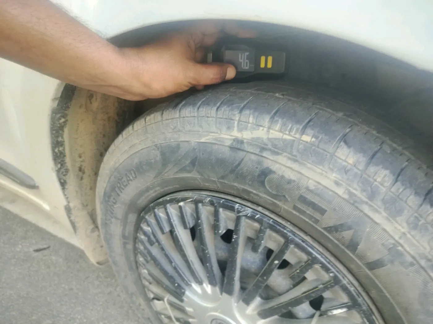 2021 Maruti Dzire VXI, Petrol, Manual, 60,295 km, tyre